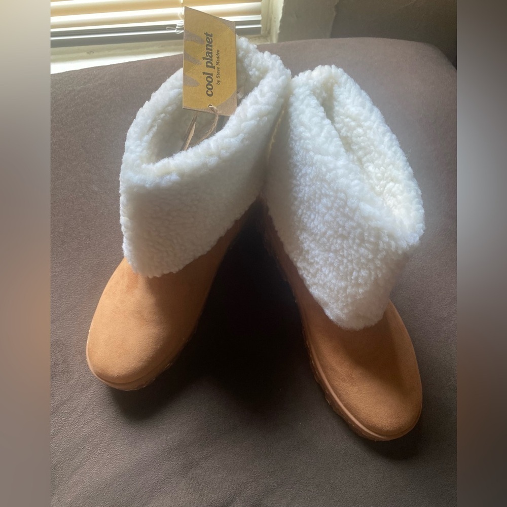 Cool Planet by Steve Madden winter boots